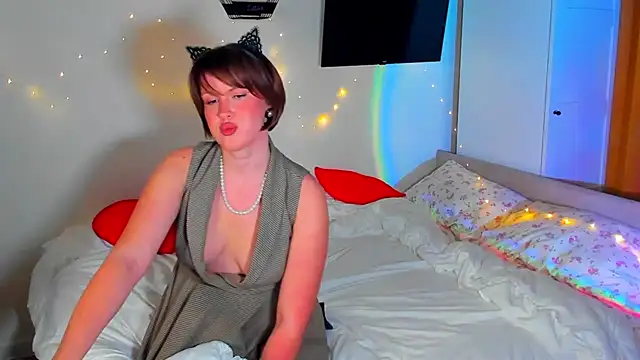 Snapshot of mirrorofsoul chatting on September 29, 2025, 5:18 pm mirrorofsoul online show from September 29, 2025, 5:18 pm