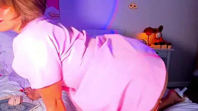 Snapshot of mirrorofsoul chatting on December 5, 2025, 4:43 am mirrorofsoul online show from December 5, 2025, 4:43 am