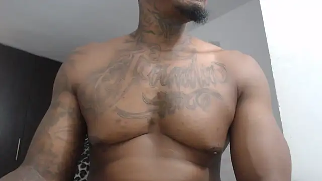 jhon tomson1 online show from November 12, 2025, 9:47 pm