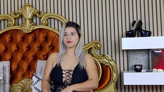 SweetMissXXX online show from October 26, 2025, 12:33 pm