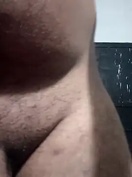 Snapshot of travieso2893 chatting on October 24, 2025, 2:41 am travieso2893 online show from October 24, 2025, 2:41 am