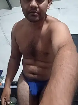 Snapshot of travieso2893 chatting on November 9, 2025, 6:01 am travieso2893 online show from November 9, 2025, 6:01 am