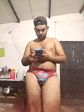 Snapshot of travieso2893 chatting on November 10, 2025, 2:10 am travieso2893 online show from November 10, 2025, 2:10 am