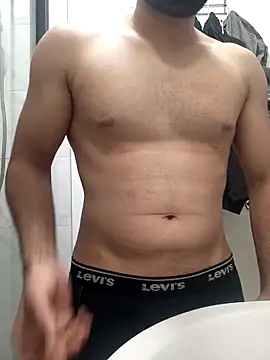 Snapshot of samcumms chatting on March 1, 2025, 7:48 pm samcumms online show from March 1, 2025, 7:48 pm