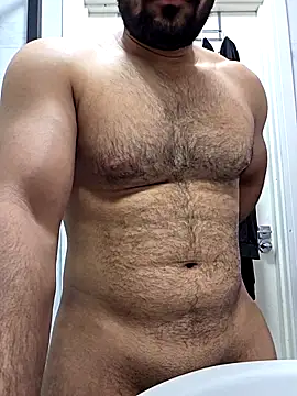 Snapshot of samcumms chatting on October 31, 2025, 8:43 pm samcumms online show from October 31, 2025, 8:43 pm