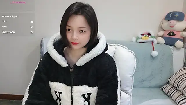 Snapshot of judy522 chatting on December 19, 2024, 12:24 am judy522 online show from December 19, 2024, 12:24 am