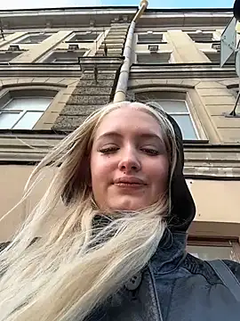 Snapshot of Milkyy_wway chatting on November 15, 2025, 7:16 am Milkyy wway online show from November 15, 2025, 7:16 am