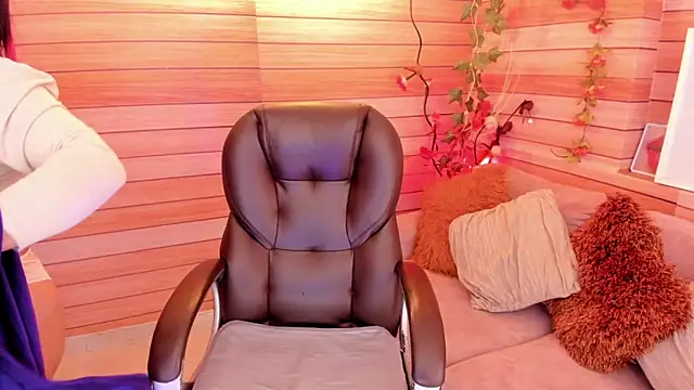 Snapshot of marien_thomson_ chatting on February 11, 2025, 6:08 am marien thomson online show from February 11, 2025, 6:08 am