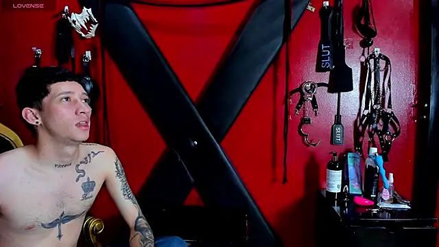 alexa n alex online show from December 18, 2024, 8:14 pm