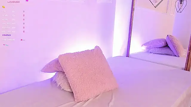 sherylgrey online show from February 21, 2025, 9:22 pm