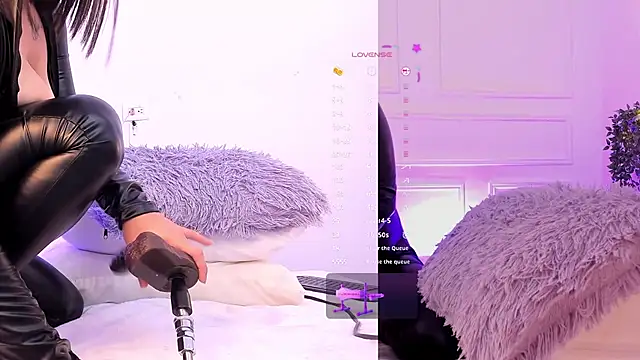 sherylgrey online show from November 30, 2025, 11:53 pm