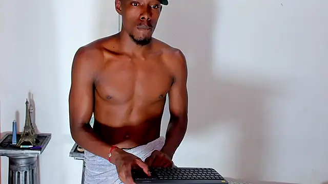 Darick brown online show from December 15, 2024, 2:48 pm