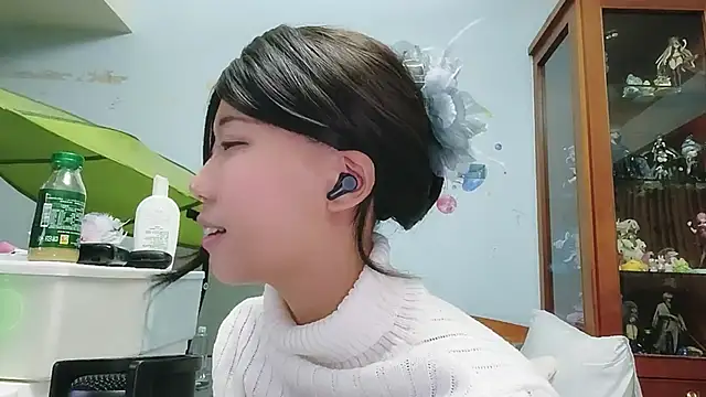 Snapshot of Fine-sand chatting on September 21, 2025, 2:19 pm Fine-sand online show from September 21, 2025, 2:19 pm