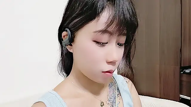 Snapshot of Fine-sand chatting on November 7, 2025, 2:50 pm Fine-sand online show from November 7, 2025, 2:50 pm