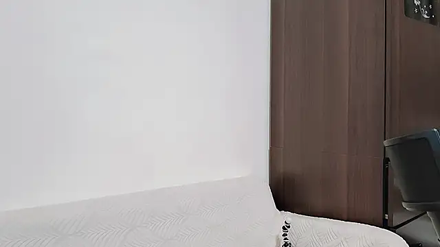 Snapshot of Fine-sand chatting on November 9, 2025, 12:47 pm Fine-sand online show from November 9, 2025, 12:47 pm