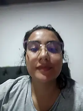 Snapshot of Hellen_Alex chatting on December 19, 2024, 5:29 pm Hellen Alex online show from December 19, 2024, 5:29 pm