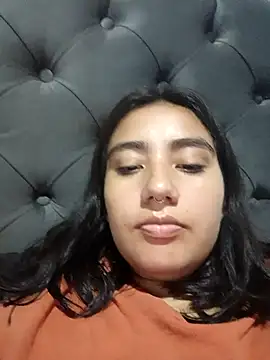 Snapshot of Hellen_Alex chatting on December 21, 2024, 3:42 pm Hellen Alex online show from December 21, 2024, 3:42 pm