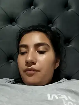 Snapshot of Hellen_Alex chatting on January 8, 2025, 9:12 pm Hellen Alex online show from January 8, 2025, 9:12 pm