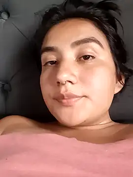 Snapshot of Hellen_Alex chatting on January 15, 2025, 6:40 pm Hellen Alex online show from January 15, 2025, 6:40 pm