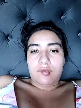 Snapshot of Hellen_Alex chatting on September 12, 2025, 2:28 pm Hellen Alex online show from September 12, 2025, 2:28 pm