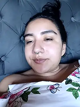 Snapshot of Hellen_Alex chatting on September 16, 2025, 2:18 pm Hellen Alex online show from September 16, 2025, 2:18 pm