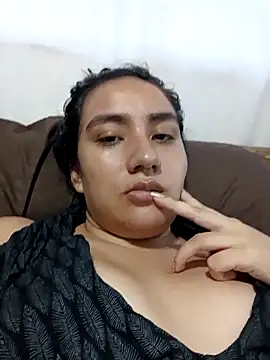 Snapshot of Hellen_Alex chatting on October 2, 2025, 2:46 pm Hellen Alex online show from October 2, 2025, 2:46 pm