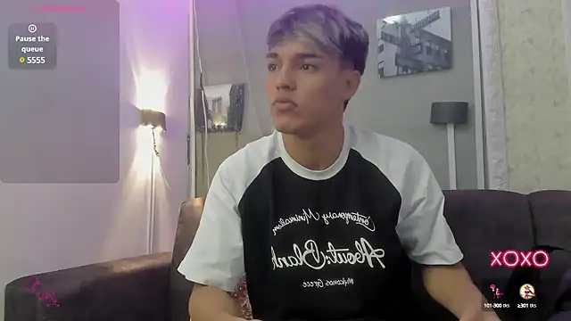 Snapshot of ryan_carter08 chatting on February 7, 2025, 1:01 pm ryan carter08 online show from February 7, 2025, 1:01 pm