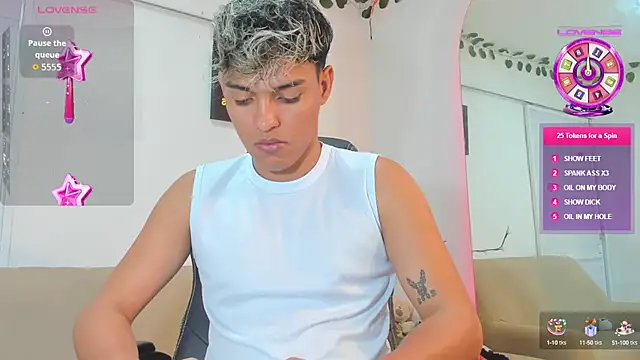 Snapshot of ryan_carter08 chatting on October 10, 2025, 1:26 am ryan carter08 online show from October 10, 2025, 1:26 am