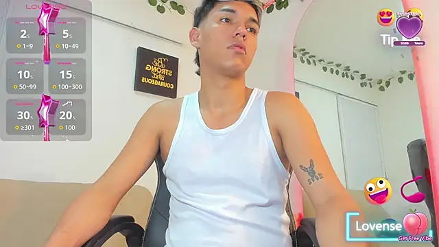 Snapshot of ryan_carter08 chatting on October 15, 2025, 7:03 pm ryan carter08 online show from October 15, 2025, 7:03 pm