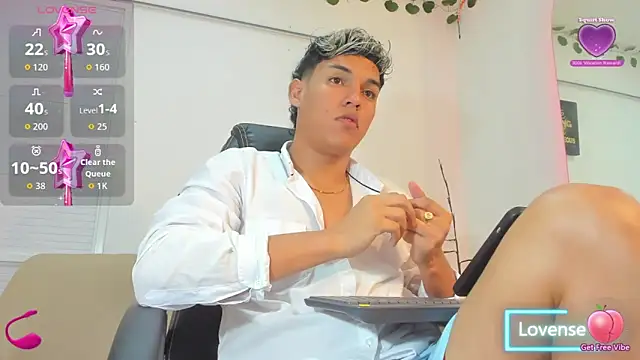 Snapshot of ryan_carter08 chatting on November 1, 2025, 2:13 am ryan carter08 online show from November 1, 2025, 2:13 am