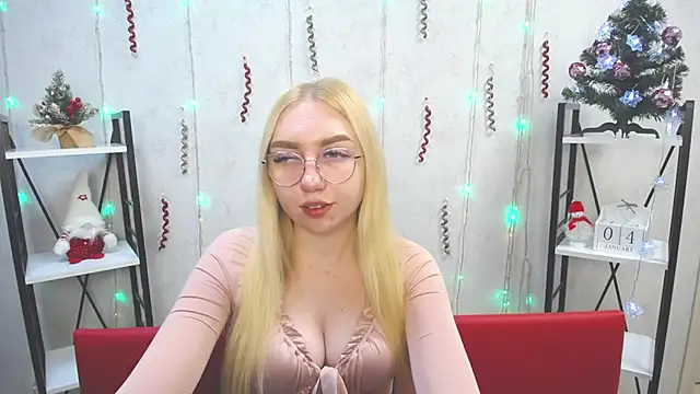 BeatriceFly online show from January 4, 2025, 3:39 pm