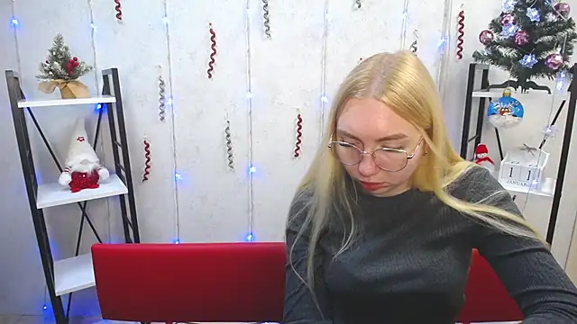 BeatriceFly online show from January 11, 2025, 12:40 pm