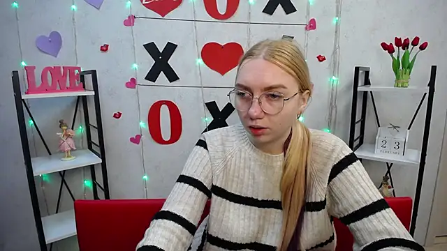 BeatriceFly online show from February 23, 2025, 6:07 am