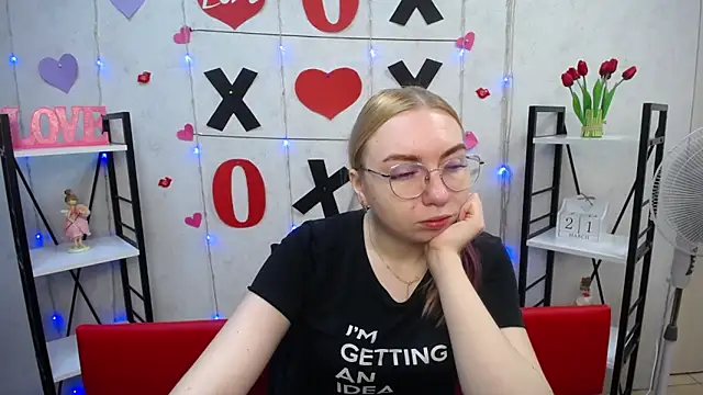 BeatriceFly online show from March 22, 2025, 6:11 am