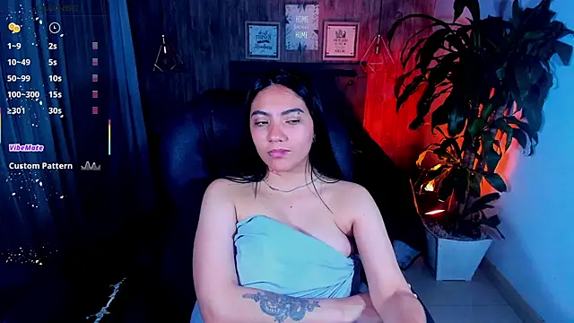 Snapshot of miichael_black chatting on November 9, 2025, 9:29 am miichael black online show from November 9, 2025, 9:29 am