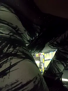 Edged Hot69 online show from September 25, 2025, 12:03 am