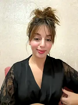 Hot malak online show from October 23, 2025, 7:34 pm