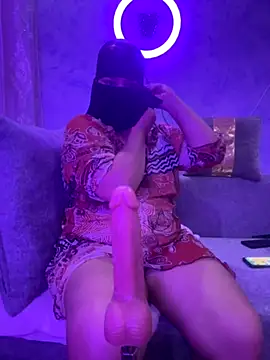 Snapshot of Cat_Sharisa chatting on September 10, 2025, 8:47 am Cat Sharisa online show from September 10, 2025, 8:47 am