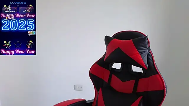 tammyandrade  online show from January 13, 2025, 2:42 pm