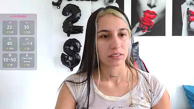 tammyandrade  online show from October 8, 2025, 3:31 pm