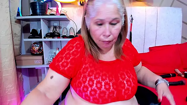 Snapshot of girl_amada chatting on February 25, 2025, 1:41 am girl amada online show from February 25, 2025, 1:41 am