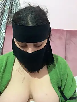 Snapshot of Miss-Soka chatting on January 14, 2025, 10:44 pm Miss-Soka online show from January 14, 2025, 10:44 pm