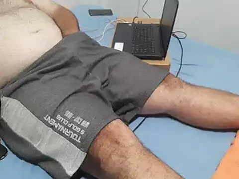 mfreitas005 online show from January 4, 2025, 12:48 am