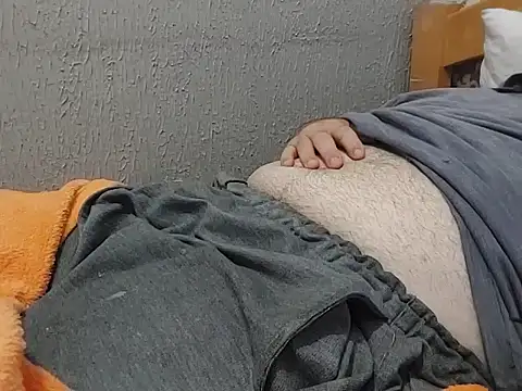 mfreitas005 online show from November 20, 2025, 12:00 am