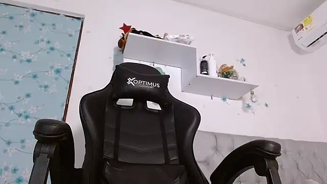 miss valery2 online show from October 5, 2025, 4:22 am