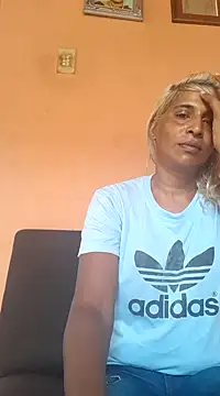 Goodgirlsue 77 online show from January 30, 2025, 11:01 am