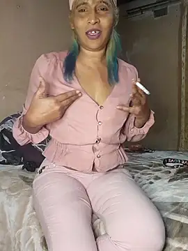 Goodgirlsue 77 online show from October 6, 2025, 5:10 pm