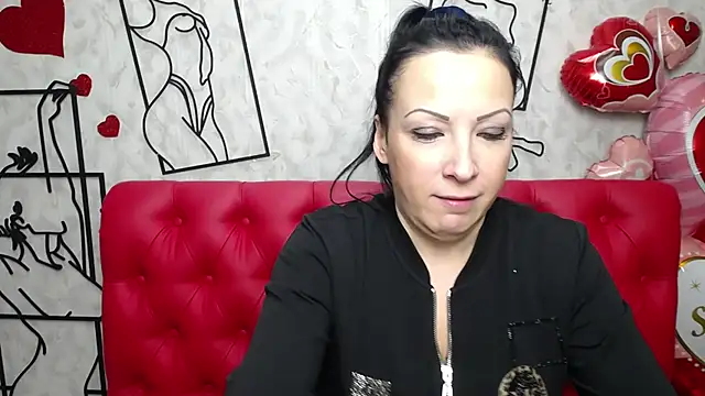 Snapshot of ElizabethSho chatting on March 16, 2025, 9:16 pm ElizabethSho online show from March 16, 2025, 9:16 pm