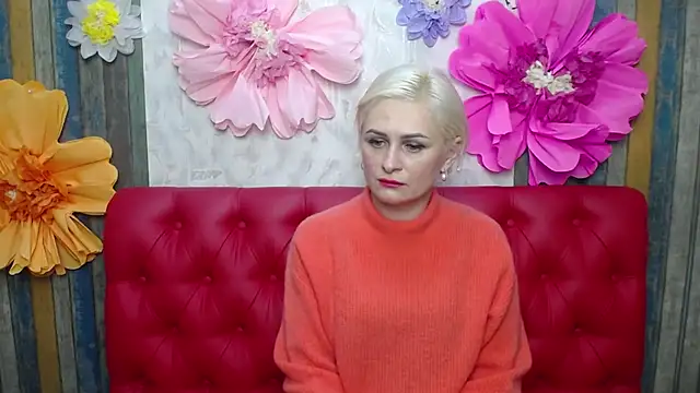 OliviaHorst online show from November 16, 2025, 6:13 pm