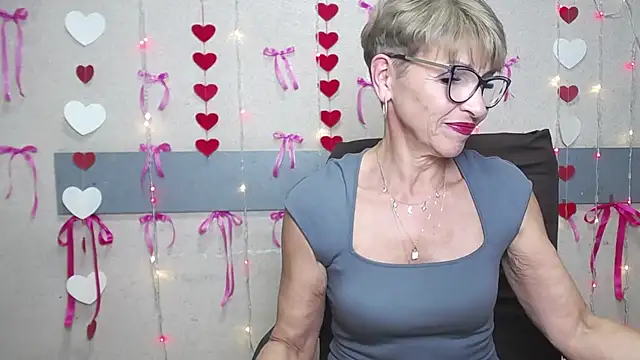 Snapshot of EllaBonito chatting on January 25, 2025, 12:26 pm EllaBonito online show from January 25, 2025, 12:26 pm